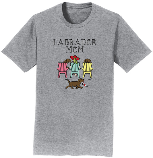 Chocolate Labrador Dog Mom - Mother's Day Deck Chairs Design | T-Shirt