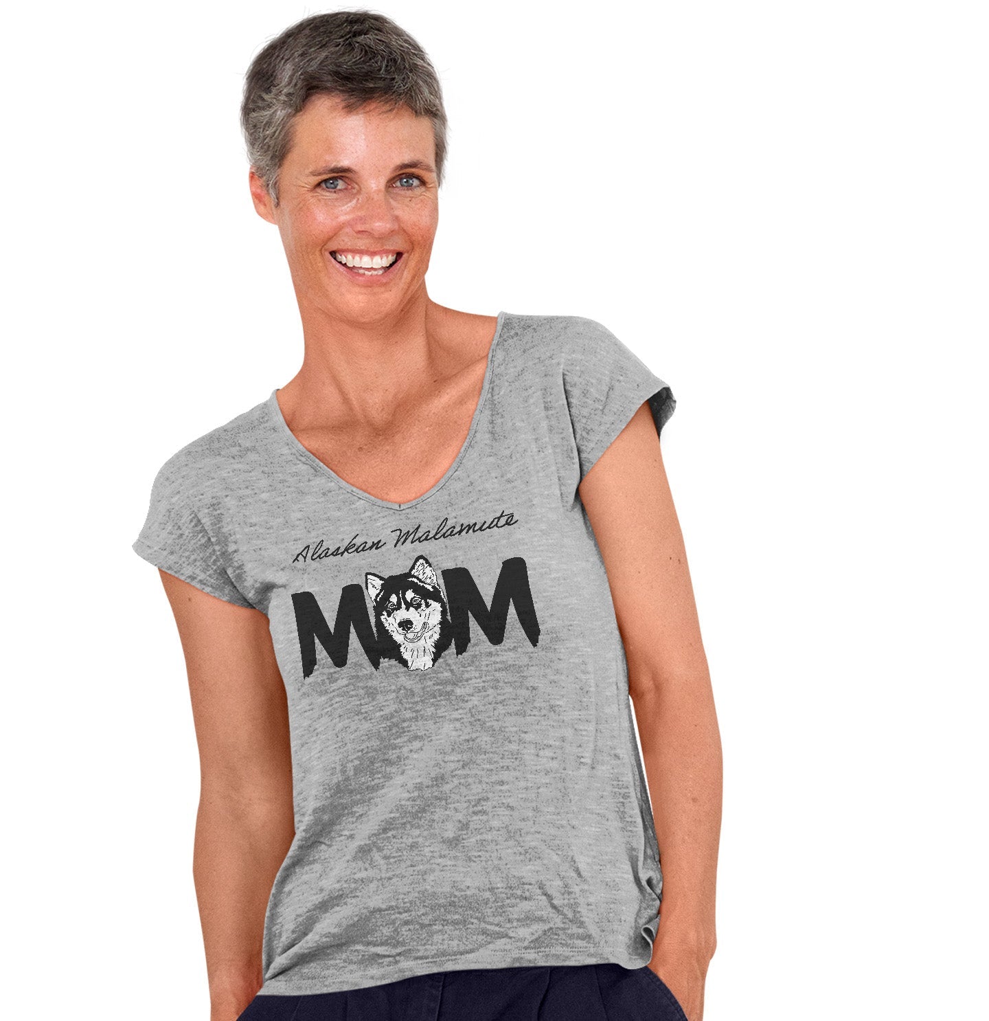 Alaskan Malamute Breed Mom - Women's V-Neck T-Shirt