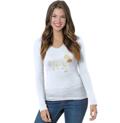 Yellow Lab Mummy Trick or Treater - Women's V-Neck Long Sleeve T-Shirt