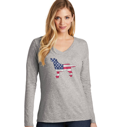 USA Flag Lab Silhouette - Women's V-Neck Long Sleeve T-Shirt